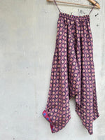 Load image into Gallery viewer, Factory pants
